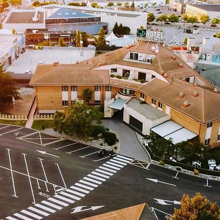 מנרסה Hotel Els Noguers מראה חיצוני תמונה