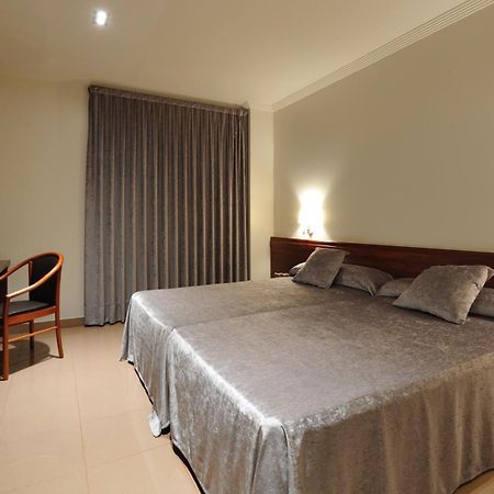 מנרסה Hotel Els Noguers מראה חיצוני תמונה