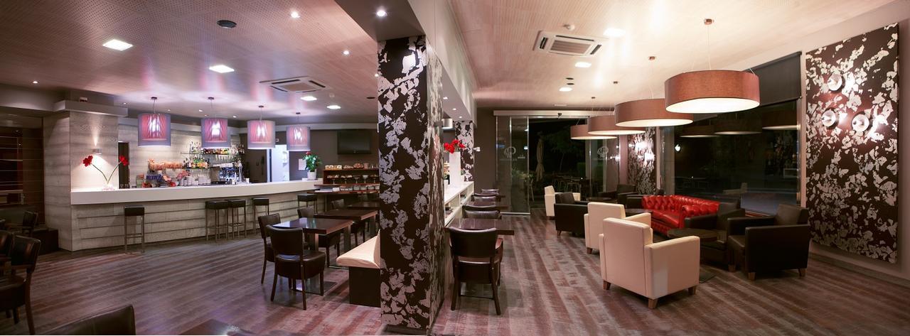 מנרסה Hotel Els Noguers מראה חיצוני תמונה